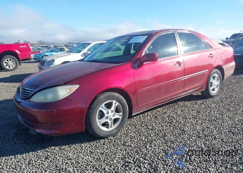 2005 Toyota Camry Le from USA, damaged, VIN 4T1BE32K35U383437